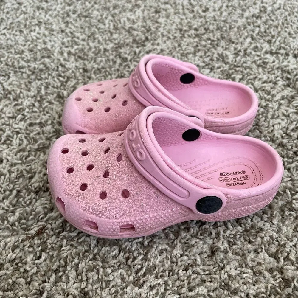 Size 8 / Toddler Girl Crocs Sandals